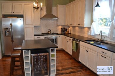 903 W Hopkins St, San Marcos, TX 78666 - photo 6