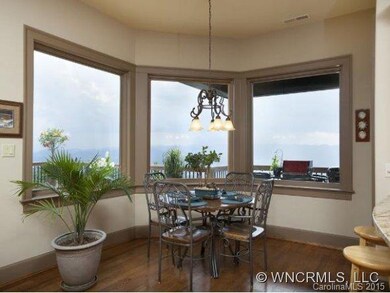 Sunny breakfast area