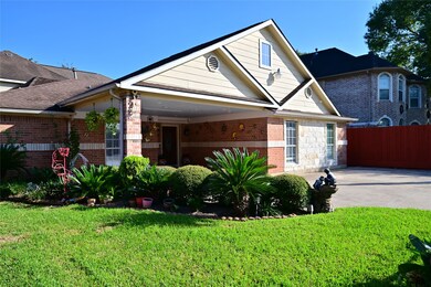 8327 Wetherby Ln, Houston, TX 77075 - photo 2