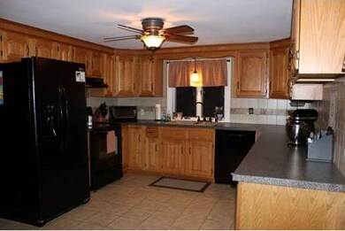 135 Ray St, Ludlow, MA 01056 - photo 2
