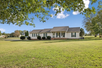 125 Monument Cir, Summertown, TN 38483 - photo 3