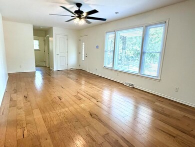 1015 Mcphail Ave, Aurora, MO 65605 - photo 4