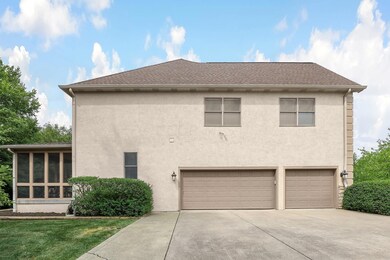 21-web-or-mls-12282-brook-forest-cir