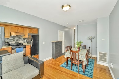 5-7 Everett Ave unit 5-2, Dorchester, MA 02125 - photo 2
