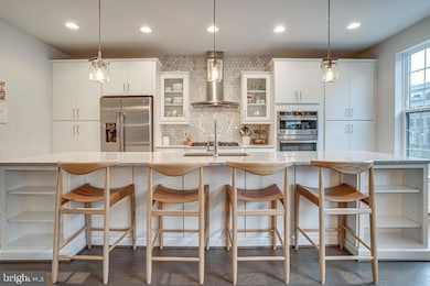 518 Triggerfish Dr, Forest Heights, MD 20745 - photo 7