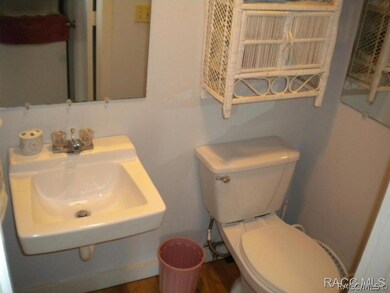 1/2 bath downstairs