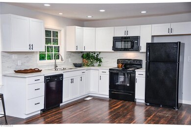 607 N Fir Ave, Siler City, NC 27344 - photo 6