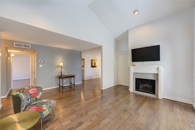 4000 Purdue St unit 118, Houston, TX 77005 - photo 4