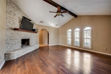 6501 Massey Ct, North Richland Hills, TX 76182 - photo 3