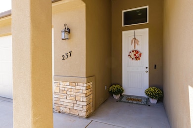 237 N 220 W, La Verkin, UT 84745 - photo 5