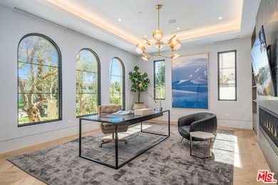 611 N Hillcrest Rd, Beverly Hills, CA 90210 - photo 6