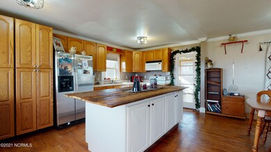 489 Newport Loop Road-26