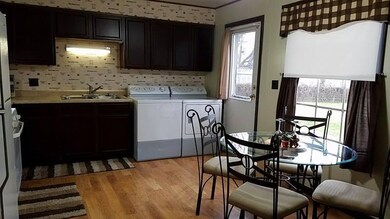 454 Daytona Rd, Columbus, OH 43228 - photo 6