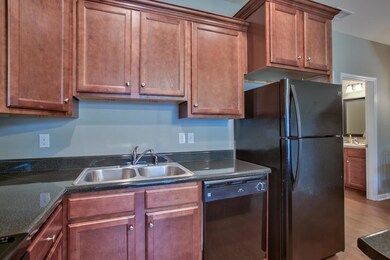 1986 Ann Arbor Ave unit 8 unit building, Tallahassee, FL 32304 - photo 6