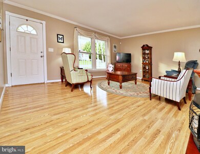 509 Upshur Dr, Inwood, WV 25428 - photo 5