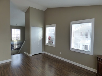 144 Bertram Dr unit L, Yorkville, IL 60560 - photo 3