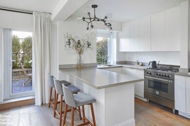 315 E 69th St unit 11FG, New York, NY 10021 - photo 5