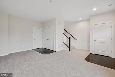 907 Badger Ave, Frederick, MD 21702 - photo 4
