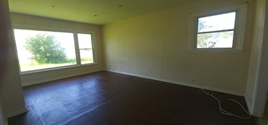 1724 Lyons Ct, Waukegan, IL 60085 - photo 7