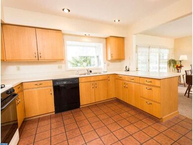 1932 Meadow Ln, Reading, PA 19610 - photo 3