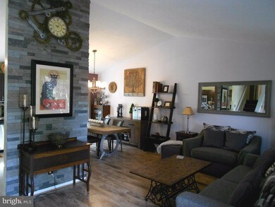 86 Jennifer Ln, Morrisville, PA 19067 - photo 3