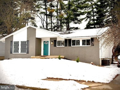 8333 Scotts Level Rd, Pikesville, MD 21208 - photo 2