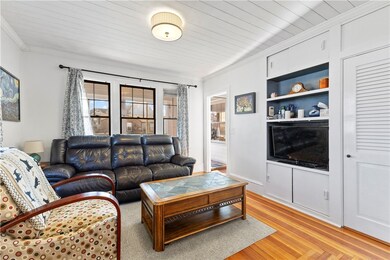 139 Ferncrest Ave, Cranston, RI 02905 - photo 4