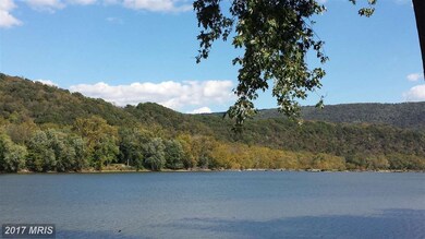 364 River Cliff Dr, Harpers Ferry, WV 25425 - photo 2