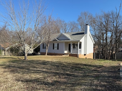 580 Somerset Ln, Clarksville, TN 37042 - photo 2