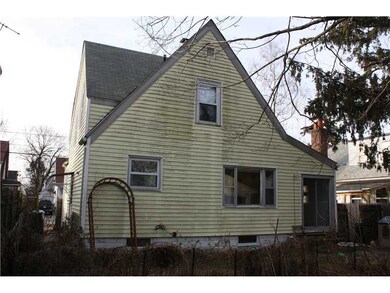 121 Sinclair Ave, Cranston, RI 02907 - photo 3
