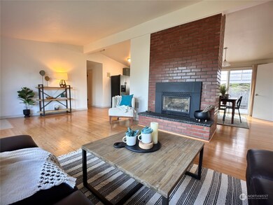 10730 13th Ave W, Everett, WA 98204 - photo 5