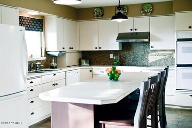 5 Kitchen