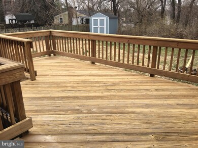 6504 Loch Hill Rd, Baltimore, MD 21239 - photo 6