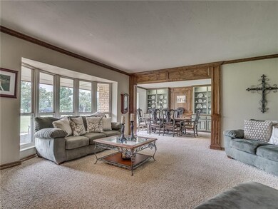 2301 Deer Creek Dr, Edmond, OK 73025 - photo 4