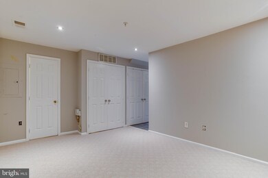 7011 Yellow Amber Ct, Capitol Heights, MD 20743 - photo 7