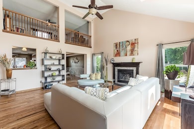 C - 3381 Sweetser020