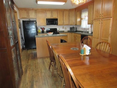 1211 Valley Rd, Crestview, FL 32539 - photo 4