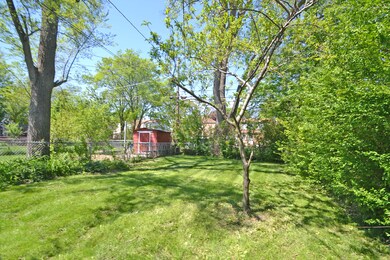 1830 Orchard St, Des Plaines, IL 60018 - photo 2