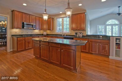 21976 Crested Quail Dr, Ashburn, VA 20148 - photo 7