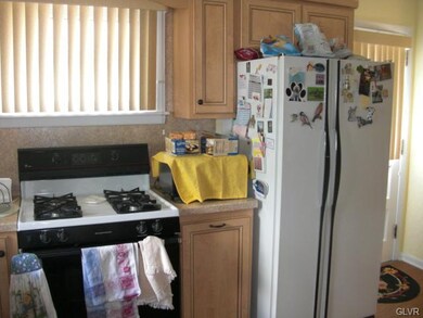 2007 E Columbia St, Allentown, PA 18109 - photo 4