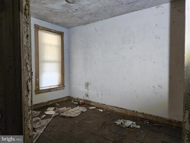 1812 Ashburton St, Baltimore, MD 21216 - photo 3