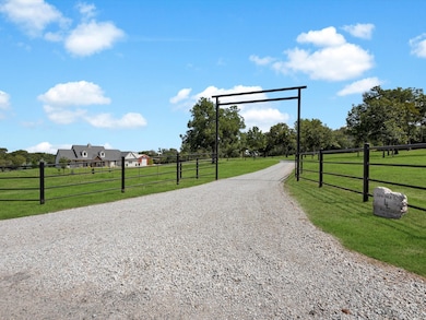 357 Mastadon Way, Weatherford, TX 76085 - photo 2