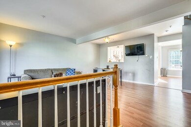 1329 Walkabout Ct unit 48, Sykesville, MD 21784 - photo 2