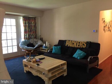 3800 Lyndhurst Dr unit 201, Fairfax, VA 22031 - photo 5