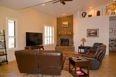 2150 Quarterhorse Ln 047