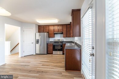 25129 Cypress Mill Terrace, Aldie, VA 20105 - photo 7