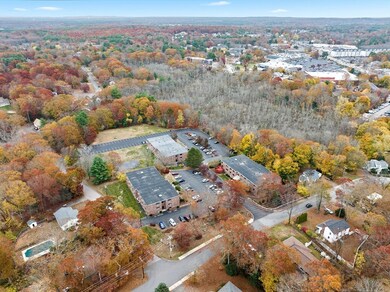 Milliken Hills Condominiums unit 15, Franklin, MA 02038 - photo 3