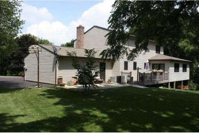 300 Estate Rd, Boyertown, PA 19512 - photo 4