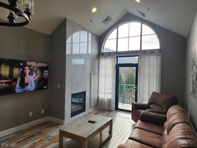 200 New Jersey 94 unit 414, Vernon Township, NJ 07462 - photo 2