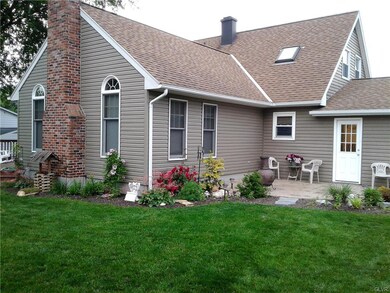 6870 Linden Cir, Macungie, PA 18062 - photo 4